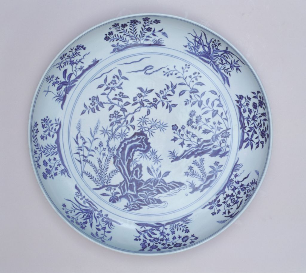 图片[2]-Blue-and-white flower pattern plate-China Archive